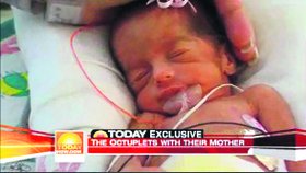 "Přála bych si být u ní celý den," tvrdí štěstná matka novorozených osmerčat.
