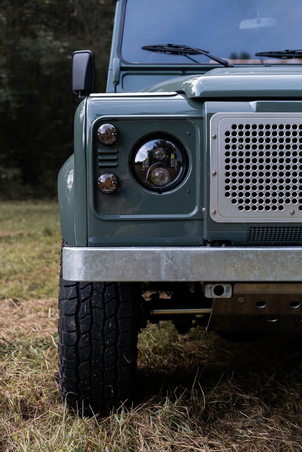 Osprey Land Rover Defender