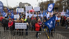 Odborový protestní mítink za zachování výroby oceli v Liberty Ostrava.