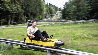 Vybudoval část Čeladné, milionářské obce v Beskydech. Teď sází na zábavu ve stylu Pevnost Boyard Vybudoval část Čeladné, milionářské obce v Beskydech. Teď sází na zábavu ve stylu Pevnost Boyard