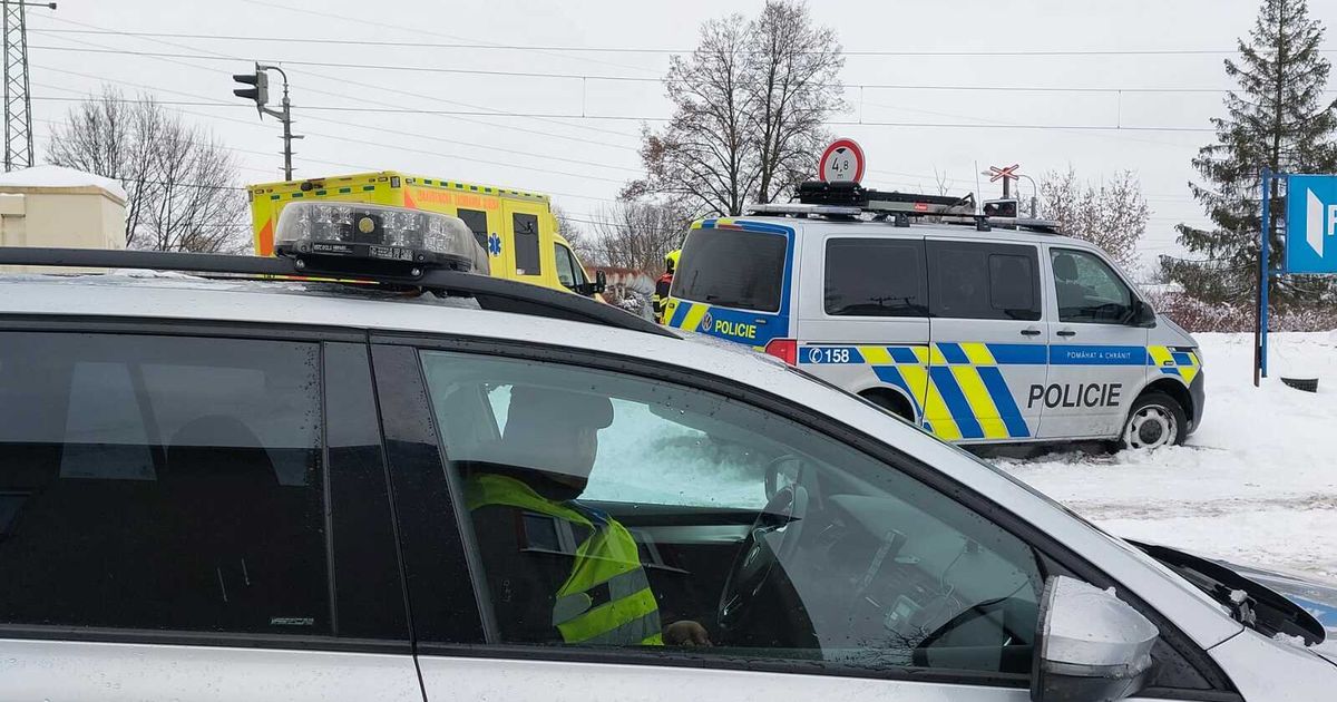 Ústí nad Orlicí: un tren atropelló y mató a un hombre en la estación