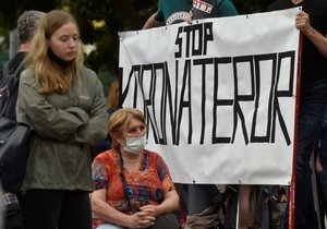 Demonstrace v Ostravě proti zpřísnění koronavirových opatření v Moravskoslezském kraji.