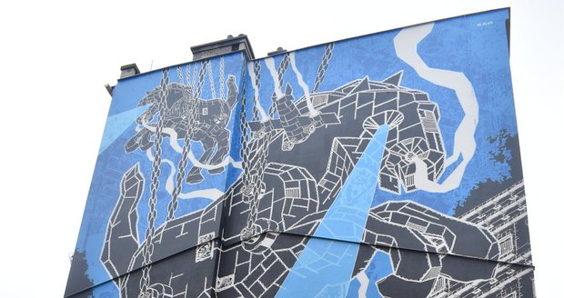 Obří mural SKOK na Nádražní ulici vznikal šest dní.