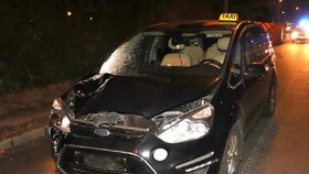 Po nehodě v Ostravě zemřel mladík (†21). Taxík ho odmrštil po nárazu z vozovky.