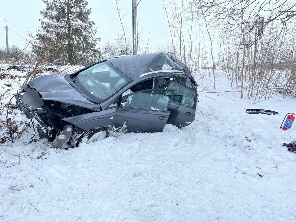 Na přejedzu v Ostravě- Třebovicích zemřely dvě děti (†2  a †12).