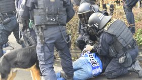 Fanoušci Ostravy často potřebují zklidnit policií.