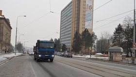 Už dnes začne částečná rekonstrukce ulice 17. listopadu, která je důležitou dopravní tepnou v Ostravě.