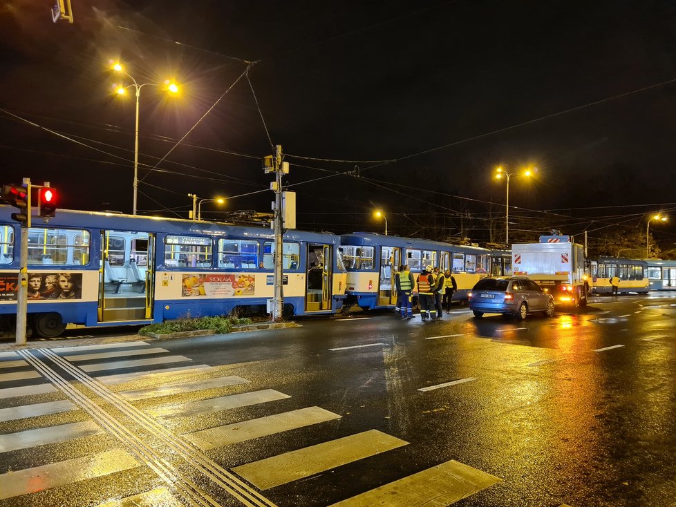 V Ostravě se srazily dvě tramvaje.