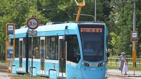 Nízkopodlažní tramvaj Stadler nOVA, kterou švýcarská společnost Stadler vyvinula speciálně pro Ostravu.