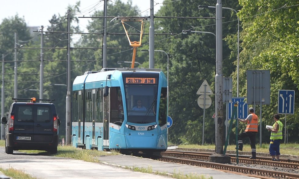 Nízkopodlažní tramvaj Stadler nOVA, kterou švýcarská společnost Stadler vyvinula speciálně pro Ostravu.