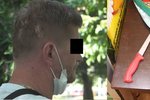 Odvážný číšník zneškodnil v Ostravě nebezpečného zloděje, který se oháněl nožem.