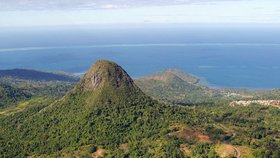 Hora Choungui na ostrově Mayotte je vulkanického původu stejně jako celý ostrov.