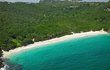 Ostrov Mustique, kam jezdí na dovolenou princ William s Kate a dětmi