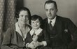 Anna Hyndráková s rodiči. 