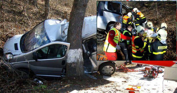 Řídil opilý a na Opavsku zabil manželku s pětiletým synem: Policie muže obvinila