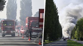 Hasiči zlikvidovali požár provozního objektu v Otrokovicích: Škoda se odhaduje desítky milionů korun