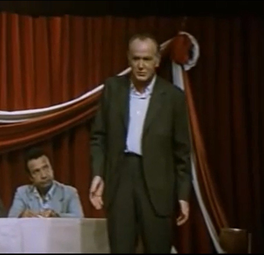 Otto Šimánek v komedii Zralé víno, kde si zahrál družstevníka Kyselého.