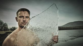 Otužilec David Vencl: Do ledové vody posílám manažery i lidi s traumatem Otužilec David Vencl: Do ledové vody posílám manažery i lidi s traumatem