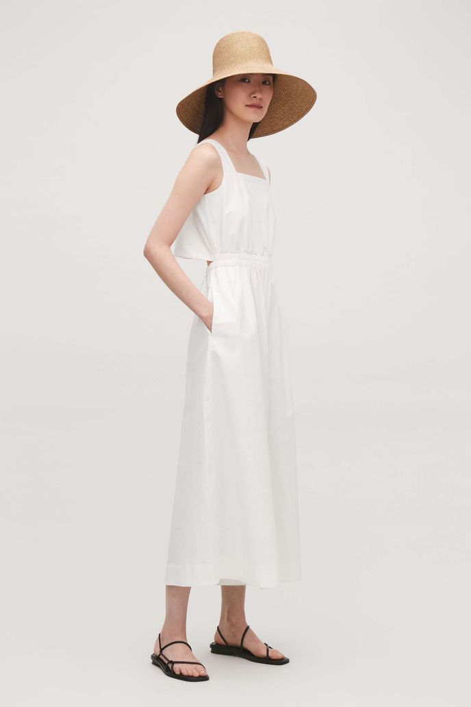 COS, 99 eur, www.cosstores.com COS, 99 eur, www.cosstores.com