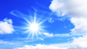 Ozonová vrstva je pro planetu nezbytně důležitá, chrání ji před škodlivým slunečním zářením. To může způsobit rakovinu kůže, slepotu či zničit úrodu.