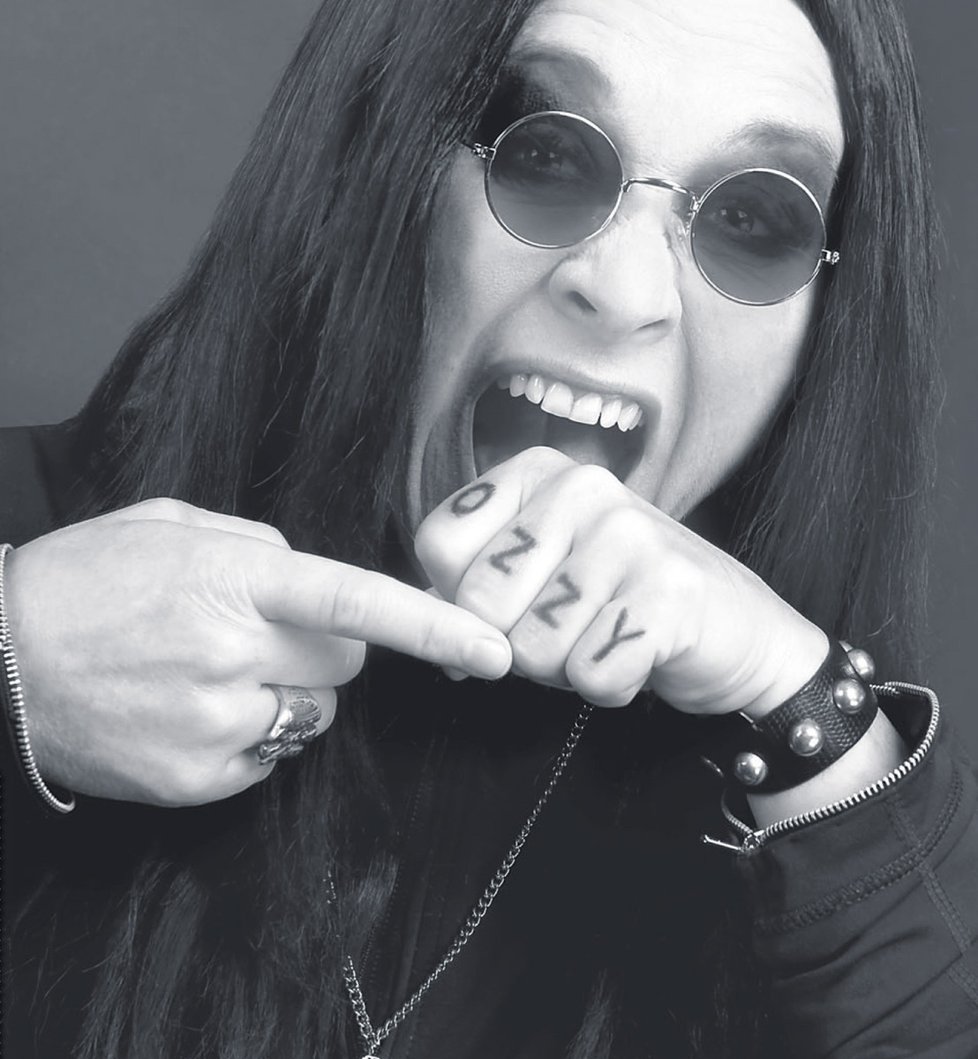 Dana jako Ozzy Osbourne