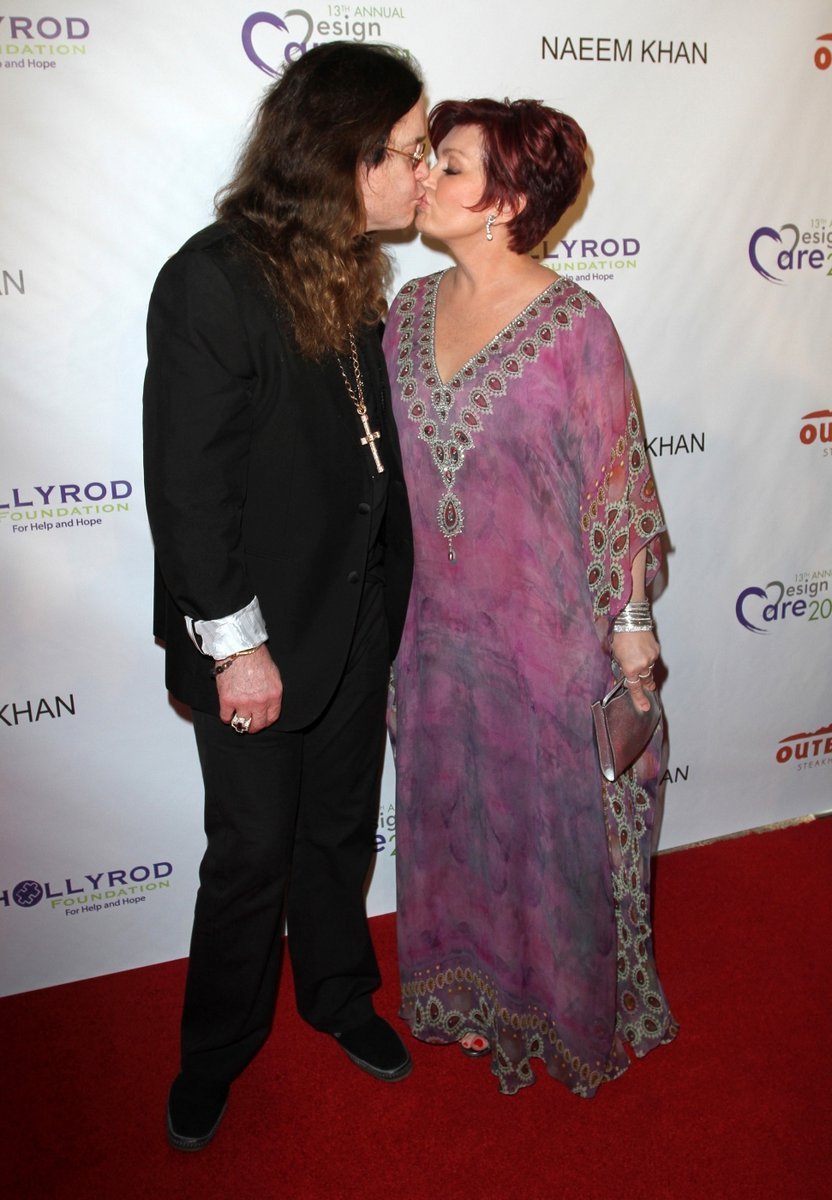 Beverly Hills a láska po několika desetiletích: Ozzy Osbourne se svou manželkou Sharon.