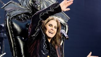 Zemřel Ozzy Osbourne. Jezdil auty, která byste u „prince temnot“ nečekali Zemřel Ozzy Osbourne. Jezdil auty, která byste u „prince temnot“ nečekali