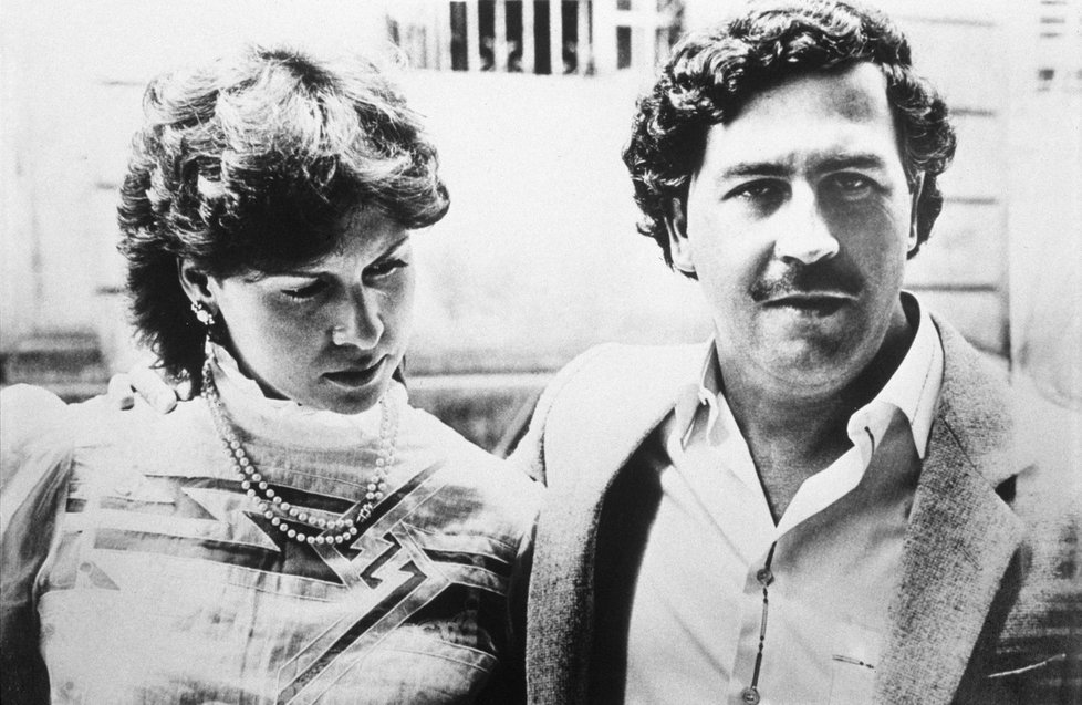 Pablo Escobar a jeho manželka Victoria Eugenia Henao.
