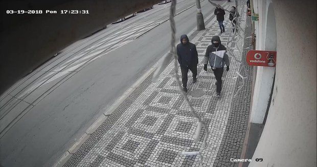 Zatím neznámý muž napadl v Praze teprve dvanáctiletého chlapce.