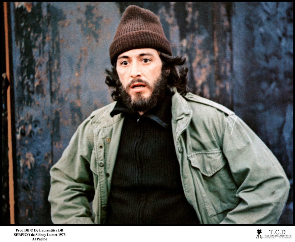 Al Pacino jako Frank Serpico.