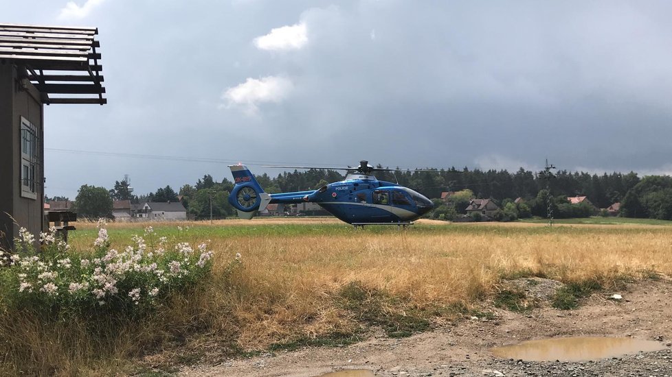 Muž se zřítil z rozhledny Skalka. Utrpěl vážná zraněný a musel být letecky transportován do nemocnice