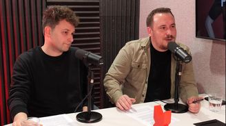 Boj o Maďarsko vrcholí. Orbána chce Amerika i Rusko. Víme, co ho může udržet u moci Boj o Maďarsko vrcholí. Orbána chce Amerika i Rusko. Víme, co ho může udržet u moci