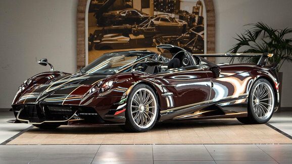 Huayra Dinamica Evo je specialitka pro šťastného zákazníka. Stejné auto už Pagani nepostaví