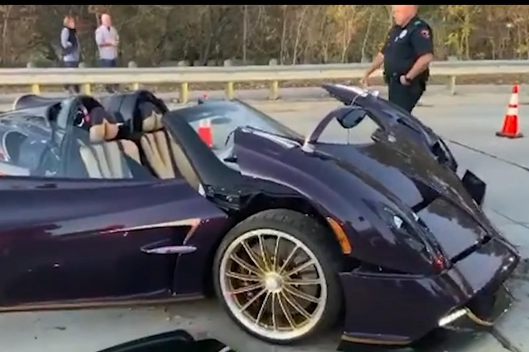 Pagani Huayra Roadster