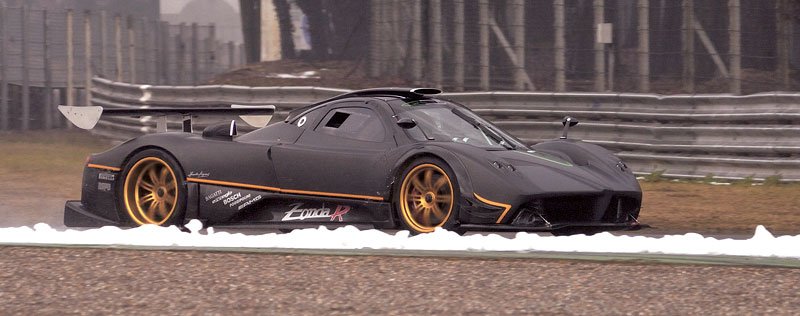 Zonda R