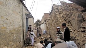 Afghánistán zasáhlo silné zemětřesení.