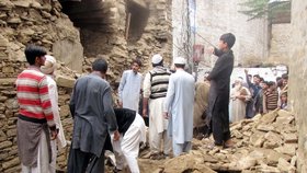 Pákistán a Afghánistán zasáhlo silné zemětřesení.