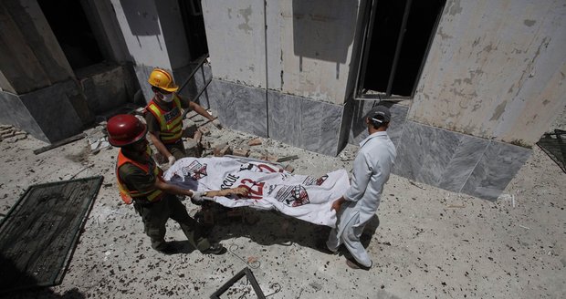 Ozbrojenci v severním Pákistánu zabili deset zahraničních turistů. (Ilustrační foto)