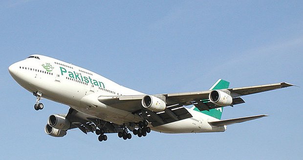 Letadlo Pákistánských aerolinií muselo nouzově přistát ve Švédsku