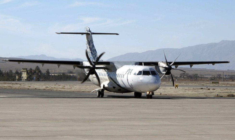 Letadlo ATR 42 společnosti Pakistan International Airlines (PIA)