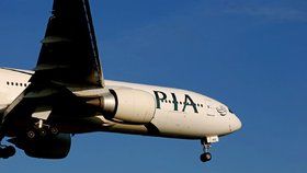 Letadlo společnosti Pakistan International Airlines (ilustrační snímek)