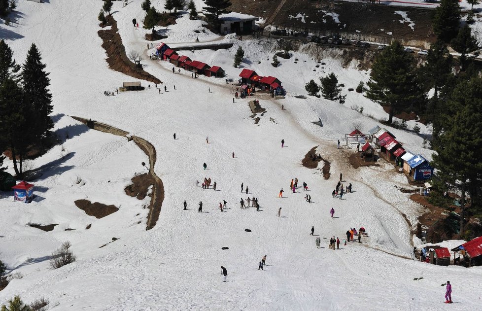 Pákistánské lyžařské středisko Malam Jabba