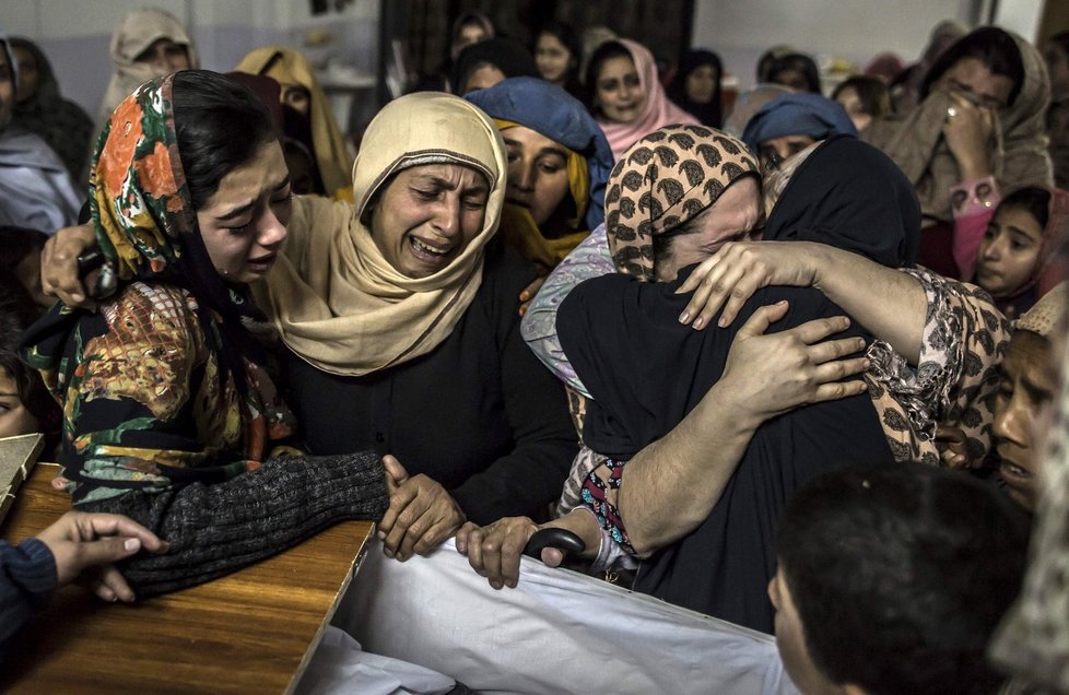 Obrovský smutek za zabité děti v Pákistánu