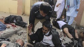 Pumový útok v pákistánské Kvétě: Nejméně 57 mrtvých