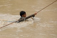Ničivé záplavy v Pákistánu mají už přes tisíc obětí: Mohutné deště trvají dva měsíce