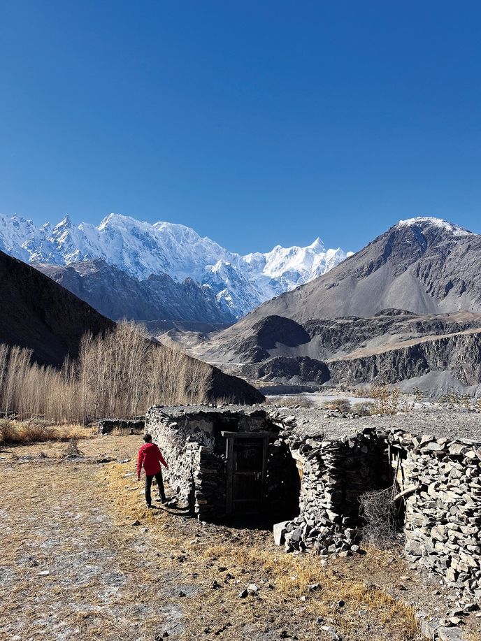 Primitivní příbytky farmářů, kde se schovávají při náhlých změnách počasí Primitivní příbytky farmářů, kde se schovávají při náhlých změnách počasí