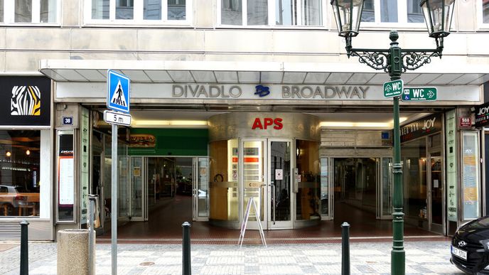 Stát chystá dražbu Paláce Broadway v Praze nejméně za miliardu korun