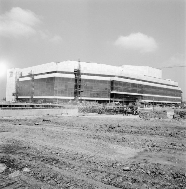 Stavba Paláce kultury, rok 1980.