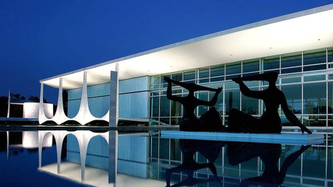 Palác slavného architekta Niemeyera, v němž údajně straší.