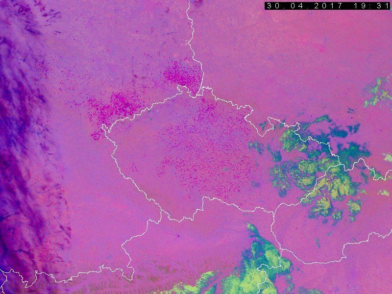 30. 4. 2017 19:31 hod. - Družice ukázala, kde plálo nejvíce ohňů. Velmi silná tradice jejich zapalování je i v Německu podél naší hranice.